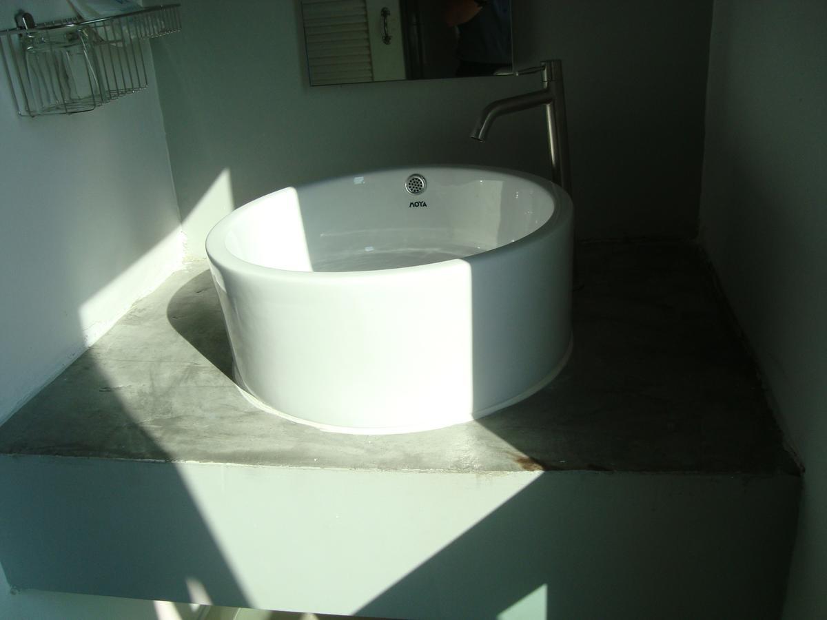 L42 Hostel Suvarnabhumi Airport Банкок Екстериор снимка